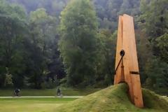 ΔΕΙΤΕ: Τεράστια γλυπτά γίνονται… πανέξυπνες διαφημίσεις!