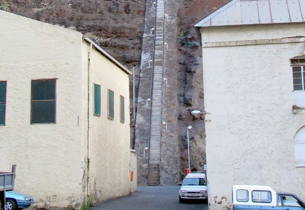 ΔΕΙΤΕ: Η πιο απότομη σκάλα του κόσμου! - Φωτογραφία 5