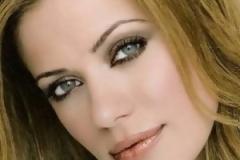 ΦΩΤΟ: Δείτε τη Ζέτα Μακρυπούλια με μαγιό χωρίς ρετούς