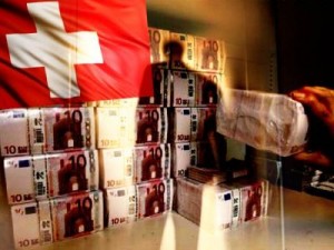 Οι Ελβετοί σκέφτονται να φορολογήσουν τους πλούσιους Έλληνες - Φωτογραφία 1