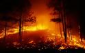 Μαίνεται η πυρκαγιά στον Λαγκαδά