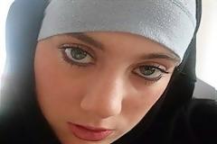 «Νιώθω έτοιμη να γίνω καμικάζι»