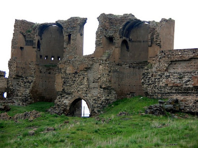 Η πόλη με τις χίλιες και μία εκκλησίες - Φωτογραφία 4