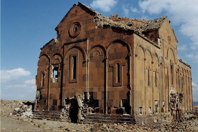 Η πόλη με τις χίλιες και μία εκκλησίες - Φωτογραφία 9