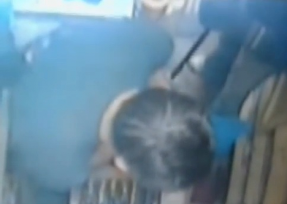 VIDEO: Καρέ-καρέ η ληστεία - Φωτογραφία 1