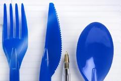 ΔΕΙΤΕ: Μετατρέψτε ένα στυλό Bic σε μαχαιροπήρουνα!