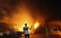 Η φωτιά του Ισλάμ καίει την πρεσβεία των ΗΠΑ και στην Υεμένη