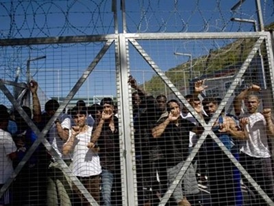 Die Zeit: Απαράδεκτες οι συνθήκες παροχής ασύλου στην Ελλάδα - Φωτογραφία 1