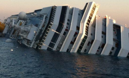 Ναυάγιο Costa Concordia: Πρώτα πνίγηκαν, μετά σήμανε συναγερμό... - Φωτογραφία 1
