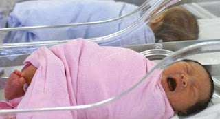 Μαιευτήρας στους Φιλιάτες ξεγέννησε πάνω από 8.000 μωρά! - Φωτογραφία 1