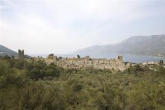 Σιδερένιος ο πύργος των Αιγοσθένων για να αναστηλωθεί λίθο - λίθο