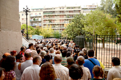 Πανελλήνια αιμοδοσία Χρυσής Αυγής και διανομή τροφίμων στον Άγιο Παντελεήμονα [video] - Φωτογραφία 2