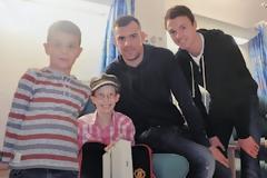 9χρονη είχε δύο όγκους στο κεφάλι και νόμιζαν ότι είχε... ανορεξία!