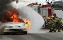 Πάτρα: τροχαίο στα Καμίνια - Στίς φλόγες αυτοκίνητο μετά από εκτροπή