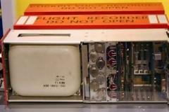 Τί βρίσκεται μέσα στο «μαύρο κουτί» των αεροπλάνων και των πλοίων;