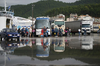 Πλημμύρισαν το λιμάνι και οι δρόμοι της Ηγουμενίτσας! - Φωτογραφία 2