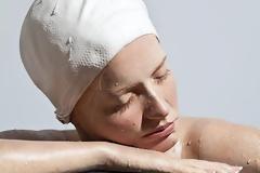 Κι όμως η γυναίκα που βλέπετε δεν είναι... πραγματική (pics)