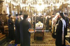 Εξετέθη σε τριήμερο προσκύνημα η σωρός του Μητροπολίτη κ.κ. Νικόδημου (Βίντεο - Φωτό)