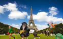 Oι διακοπές της πρέσβειρας Τίνας Μπιρμπίλη στο Παρίσι