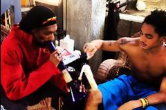 O Snoop Dogg και ο 18χρονος γιος του καπνίζουν μαζί μαριχουάνα! Φωτογραφίες