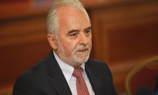 M. ANΔΡΟΥΛΑΚΗΣ: '' ΔΕΝ ΨΗΦΙΖΩ ΤΗΝ ΑΥΞΗΣΗ ΟΡΙΟΥ ΗΛΙΚΙΑΣ ΣΥΝΤΑΞΙΟΔΟΤΗΣΗΣ'' - Φωτογραφία 2