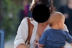 Ζωηρός ο γιος γνωστής ηθοποιού! Της έβγαλε το στήθος έξω από την μπλούζα!