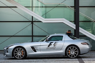 2013 Mercedes-Benz SLS AMG GT F1 Safety Car - Φωτογραφία 3