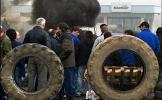 Γαλλία: Αυτοπυρπολήθηκε υπάλληλος της Michelin - Φωτογραφία 1
