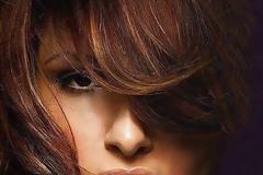 E. Παπαρίζου: Πιο αποκαλυπτική από ποτέ πάνω στη σκηνή! [Φωτο+video]