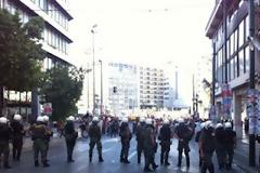 ΦΩΤΟΡΕΠΟΡΤΑΖ : Βίαιη εξέλιξη στο συλλαλητήριο των μουσουλμάνων στο κέντρο της Αθήνας