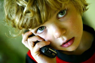 Είναι το παιδί σας έτοιμο για κινητό τηλέφωνο; - Φωτογραφία 1