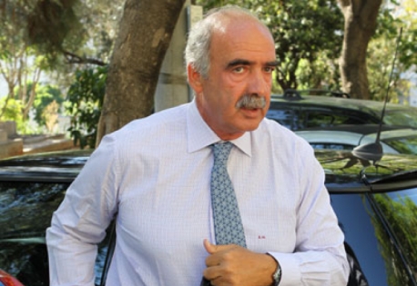 Ο Μεϊμαράκης αναστέλλει τα καθηκοντά  του ως πρόεδρος της Βουλής   όερος της Βουλής - Φωτογραφία 1