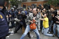 Μανιφέστο 25S : Καταλαμβάνουμε το Κοινοβούλιο - Οι Ισπανοί επαναστατούν [photos+live]