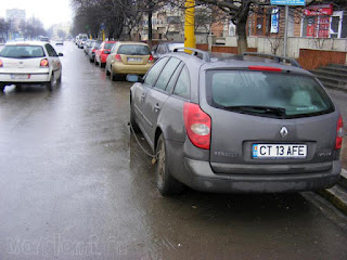 Απίθανα πράγματα συμβαίνουν στους...Ρουμανικούς δρόμους!!! (PICS) - Φωτογραφία 2