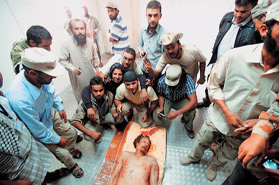 Πεθαίνουν ένας ένας οι δολοφόνοι του Καντάφι - Φωτογραφία 1