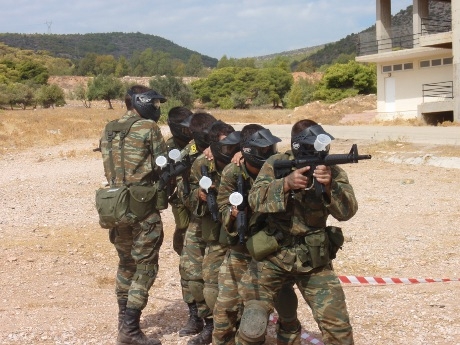 Φωτό από τη Στρατιωτική Εκπαίδευση των Ευελπίδων - Φωτογραφία 3