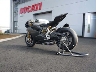 Ducati 1199 Panigale R 2013 - Φωτογραφία 1