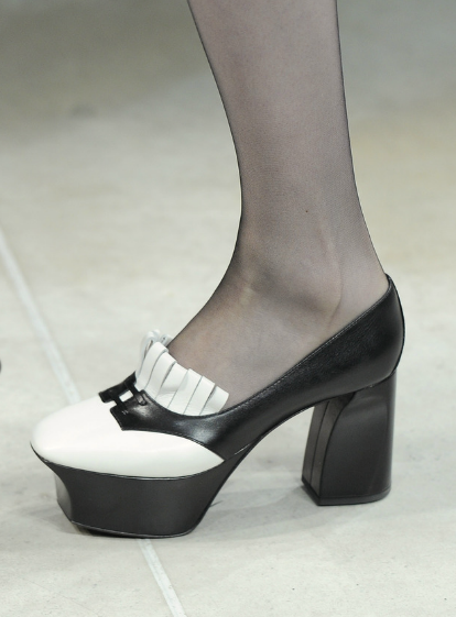 Τα πιο παράξενα παπούτσια των Fashion Weeks για το 2013! - Φωτογραφία 5