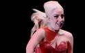Σοκαριστικές φωτογραφίες της «παραφουσκωμένης» Lady Gaga - Πήρε 11 κιλά! - Φωτογραφία 1