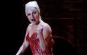Σοκαριστικές φωτογραφίες της «παραφουσκωμένης» Lady Gaga - Πήρε 11 κιλά! - Φωτογραφία 2