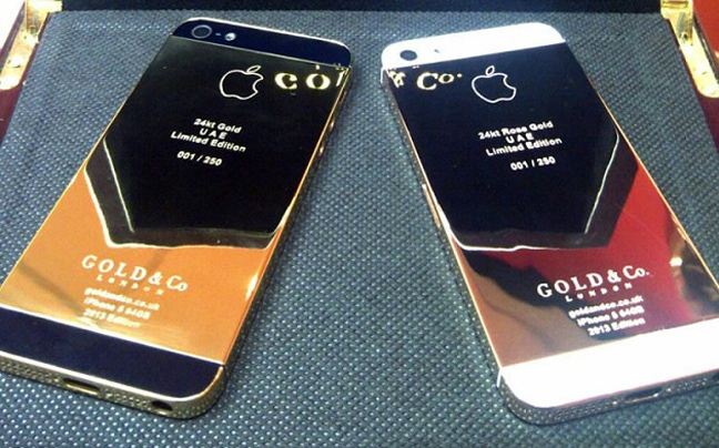 Παρουσιάστηκε το πρώτο χρυσό iPhone 5 - Φωτογραφία 2
