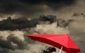 ΦΩΤΟ: Νέα πρωτοποριακή ομπρέλα που νικάει… τον άνεμο! - Φωτογραφία 3