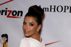Η Eva Longoria με εντυπωσιακό φόρεμα στο Las Vegas...!!!