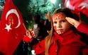 Τουρκία: Εθνική περηφάνεια και πίστη στον Αλλάχ Το 90% δηλώνουν περήφανοι για την τούρκικη καταγωγή τους