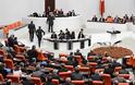 Η τουρκική Βουλή άνοιξε το δρόμο για επιχειρήσεις στην Συρία