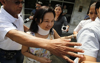 Συνελήφθη για κλοπή η πρώην πρόεδρος των Φιλιππίνων - Φωτογραφία 1
