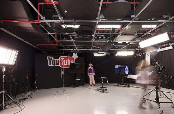 Δείτε πως είναι απο μέσα τα κεντρικά γραφεία του YouTube στο Λονδίνο - Φωτογραφία 2