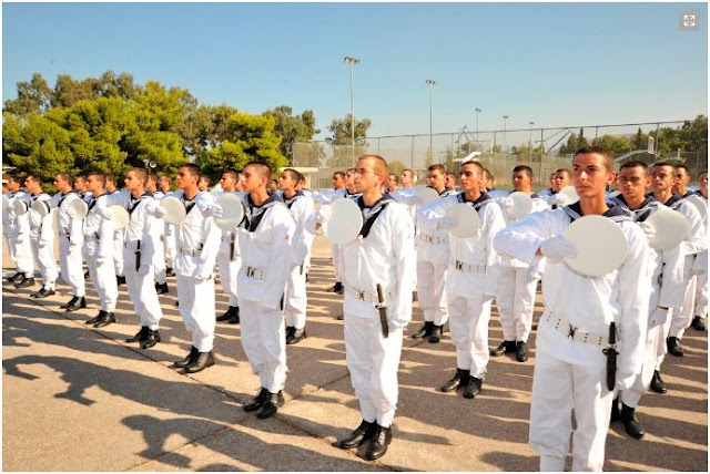 Ορκωμοσία Πρωτοετών 33ης Σειράς Δοκίμων Υπαξιωματικών - Φωτογραφία 3