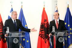 Ο Παναρίτι απαιτεί να λυθεί το Τσάμικο Ζήτημα - Διαβάστε την ανακοίνωση του Αλβανικού ΥΠΕΞ