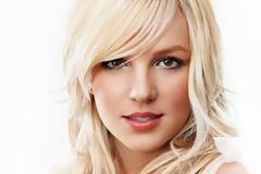 26χρονος έδωσε 77.000 ευρώ για να μοιάσει στην Britney Spears - Δείτε πως έγινε